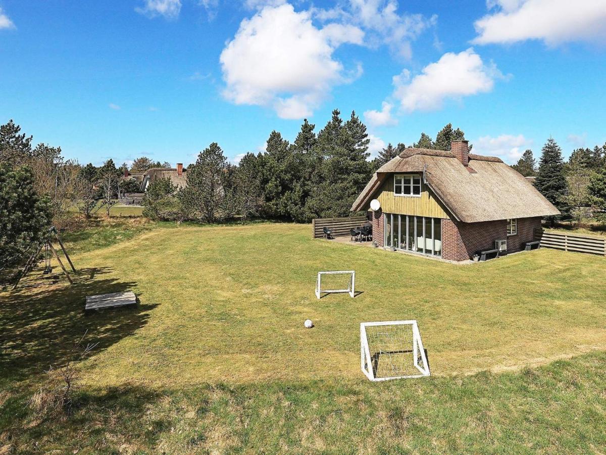 8 Person Holiday Home In Bl Vand Blåvand Exterior foto